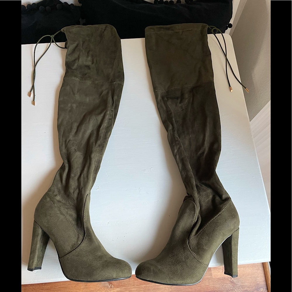 Olive green knee high boots women’s size 9